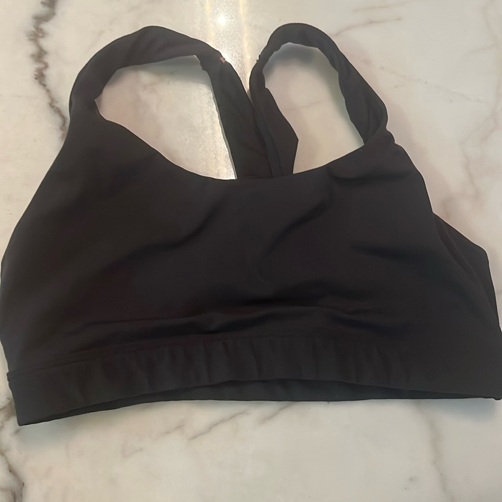 Athleta sports bra in black color small